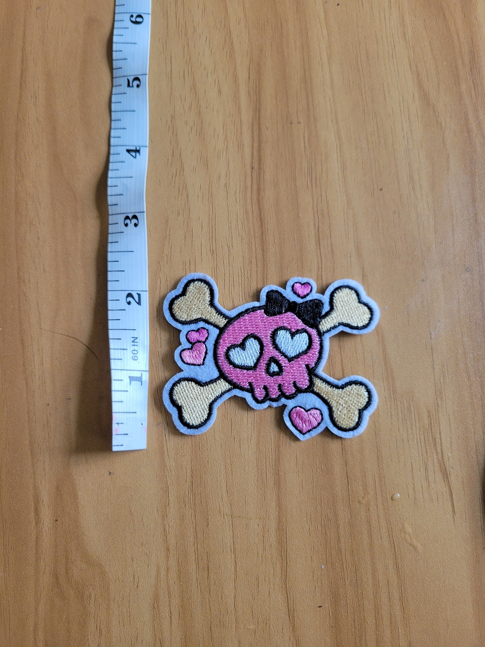 🧋NEW🧋Pink Heart-Eye Skull & Crossbones Iron-On Patch
